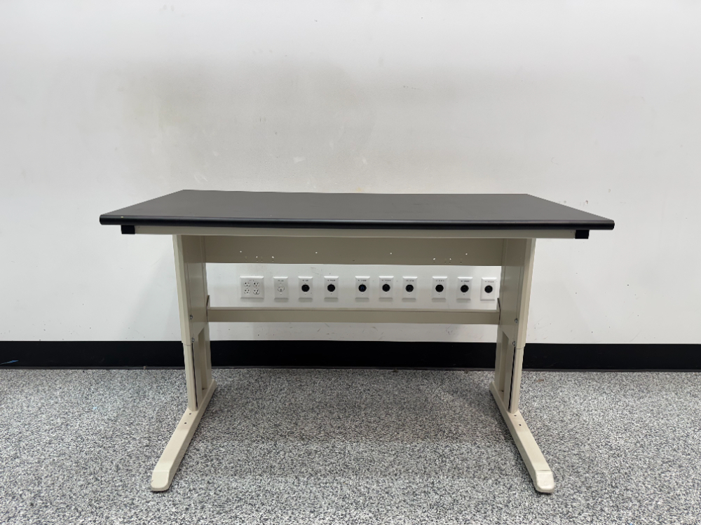 Image of 5' Laboratory Bench
